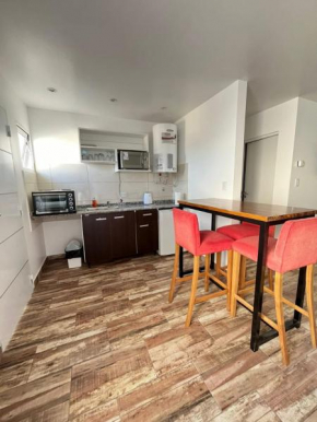 Apart Beauvoir